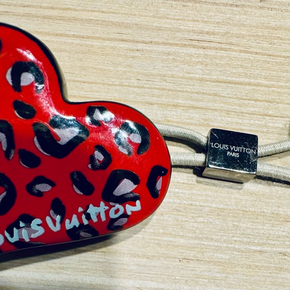 Authentic Louis Vuitton Rare Red Heart Flower Elastic Valentine Hair Tie Leopard - Picture 4 of 8